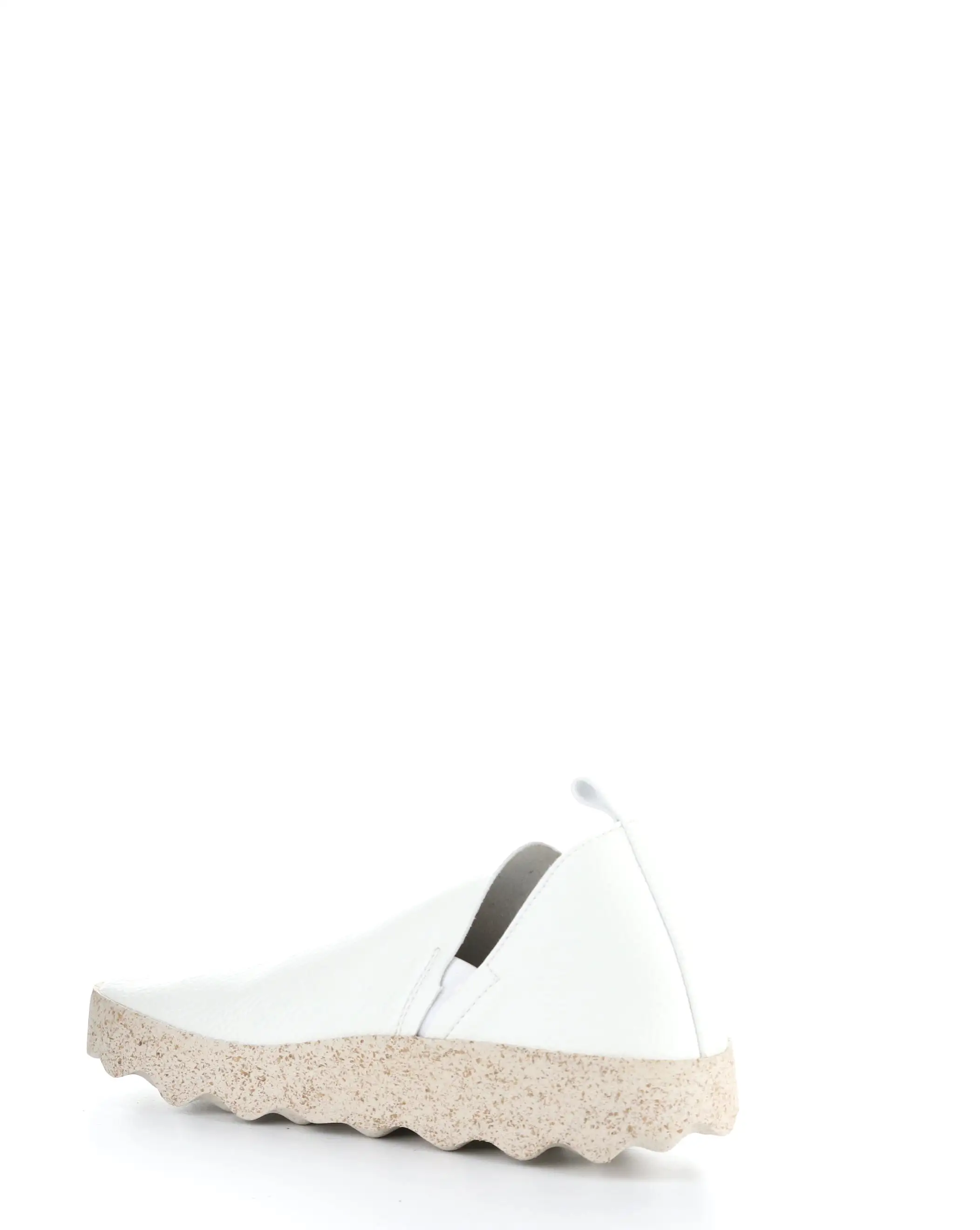 CLOE214ASP White Round Toe Shoes