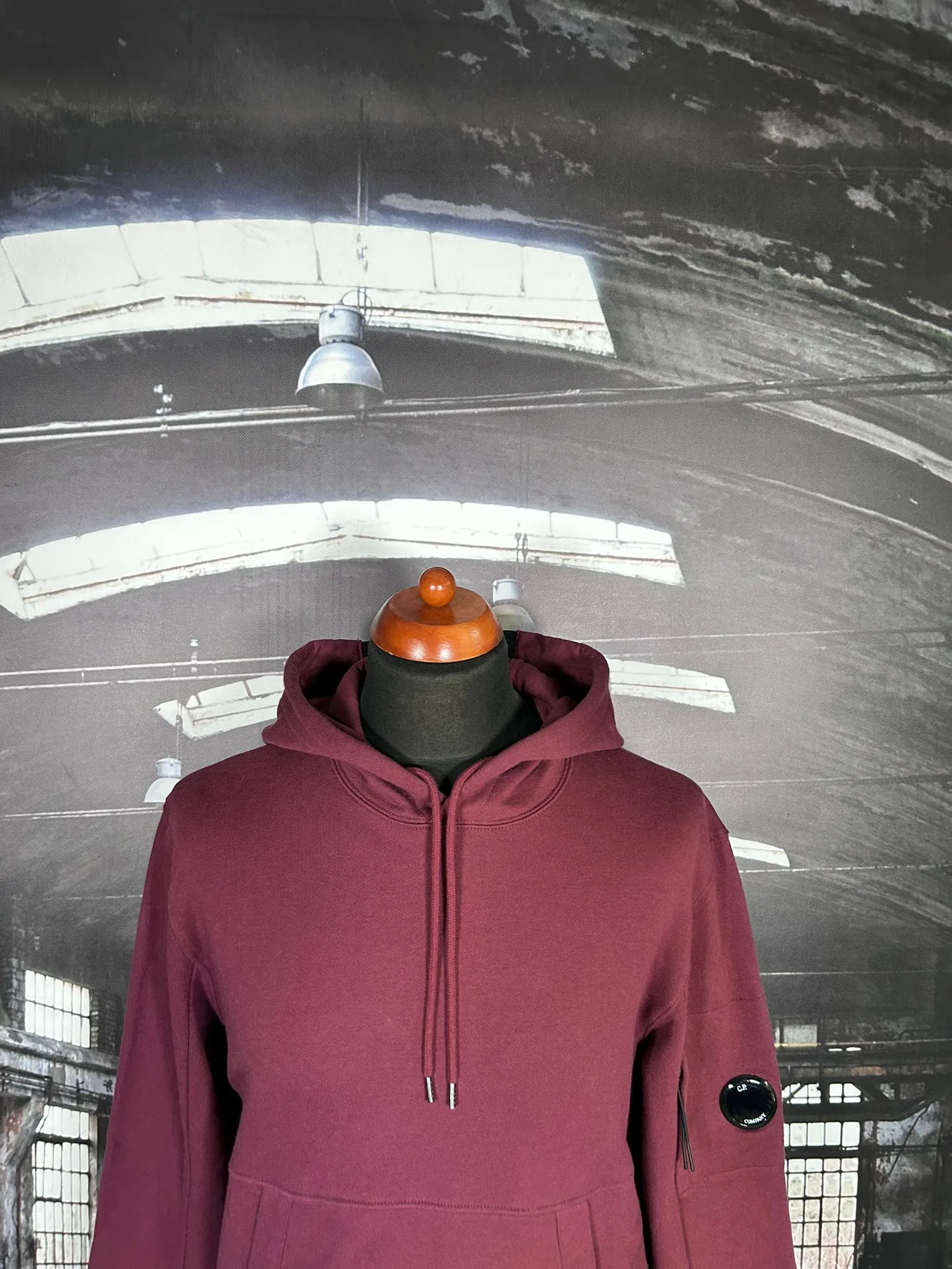 C.P. COMPANY DIAGONAL RAISED LENS HOODIE