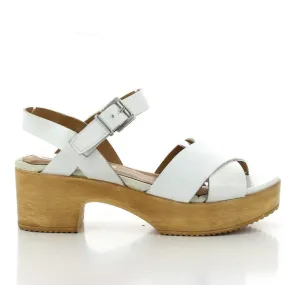 Igualados 2216 White Leather 'Clog'