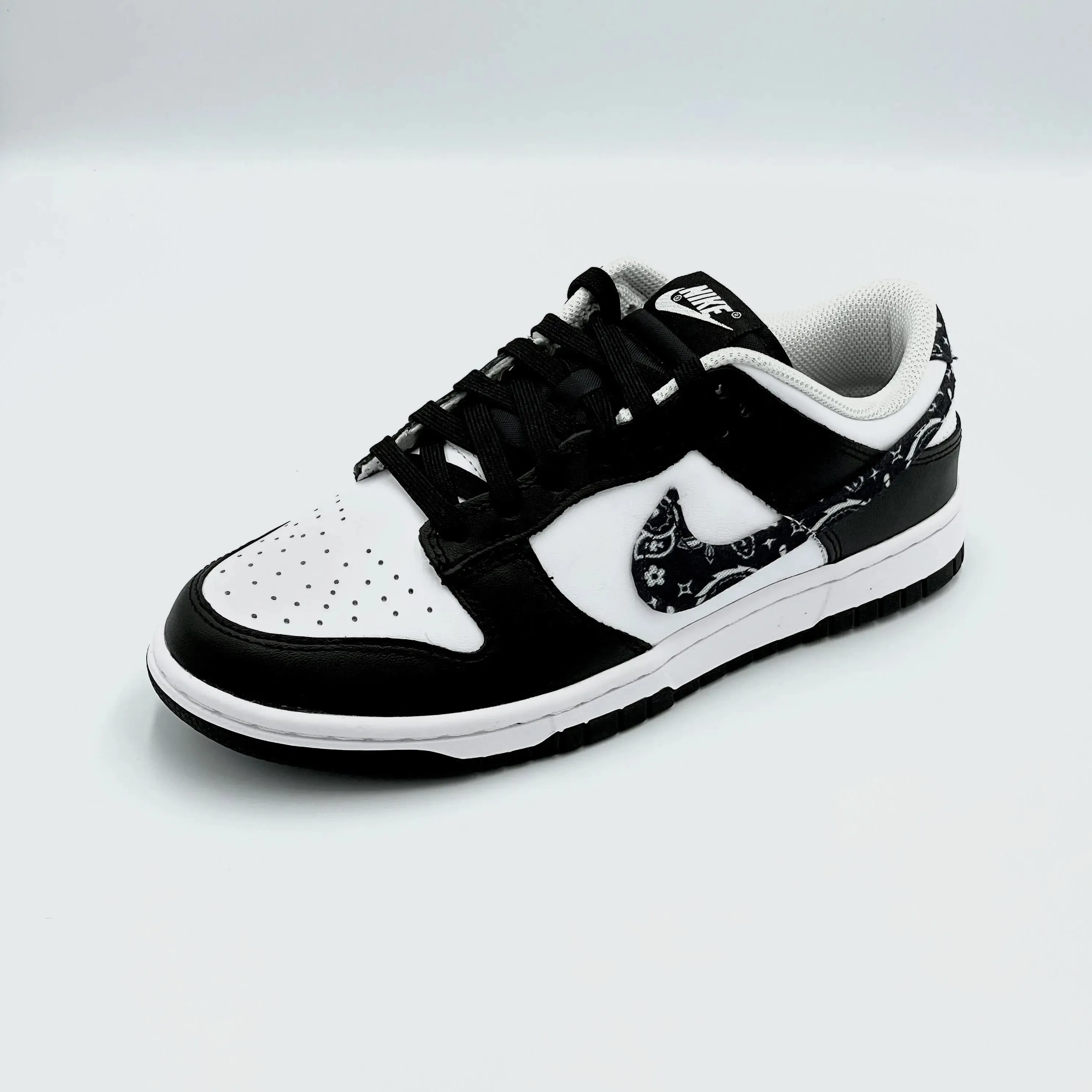 Nike Dunk Low Essential Paisley Pack Black