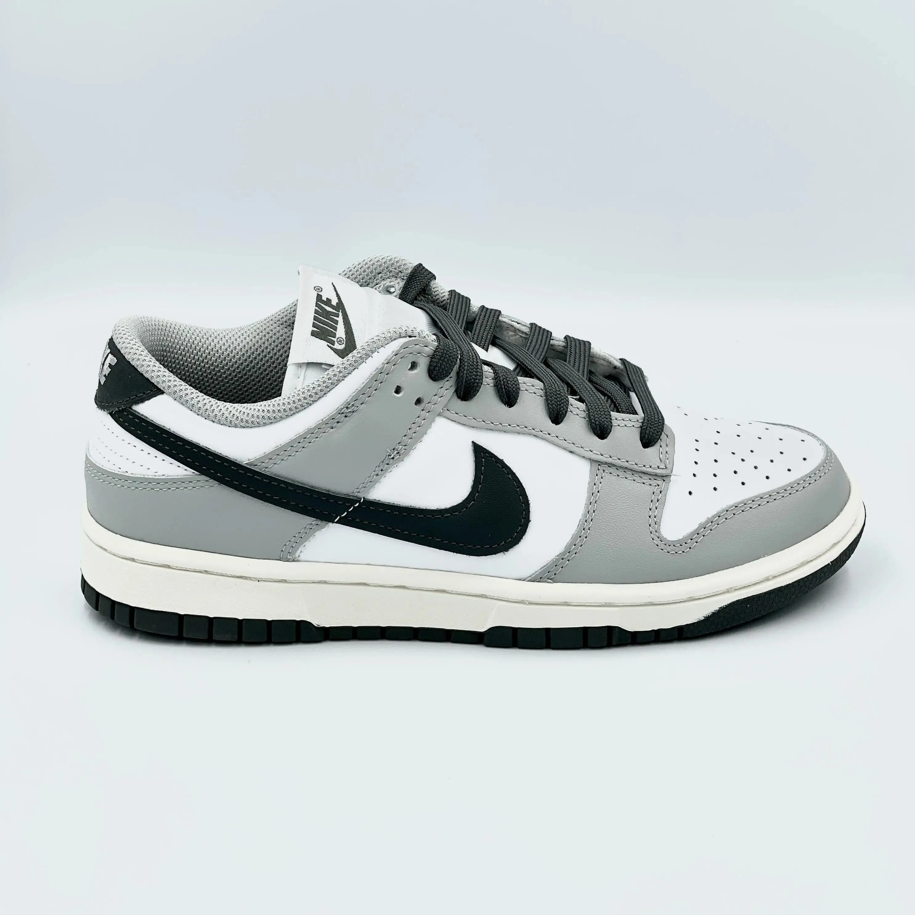 Nike Dunk Low Light Smoke Grey