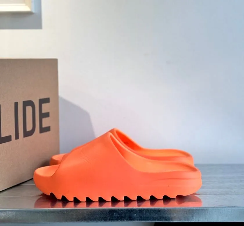 Preowned – Adidas Yeezy Slide Enflame UK11 