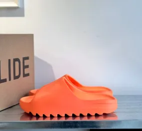 Preowned – Adidas Yeezy Slide Enflame UK11 