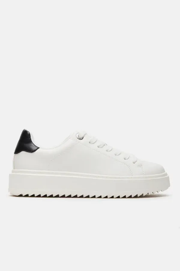 Steve Madden Catcher Runner