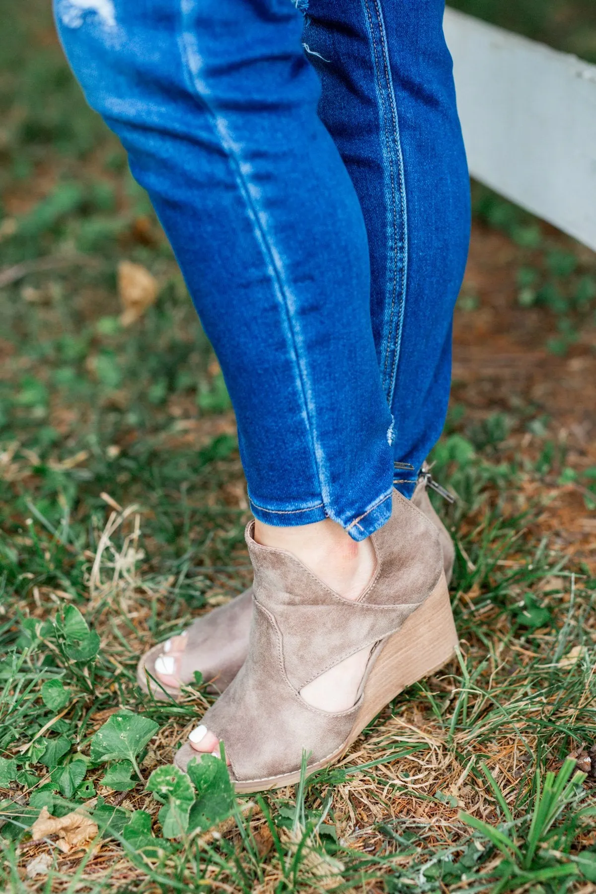 Very G Hollyridge Peep Toe Wedges- Taupe